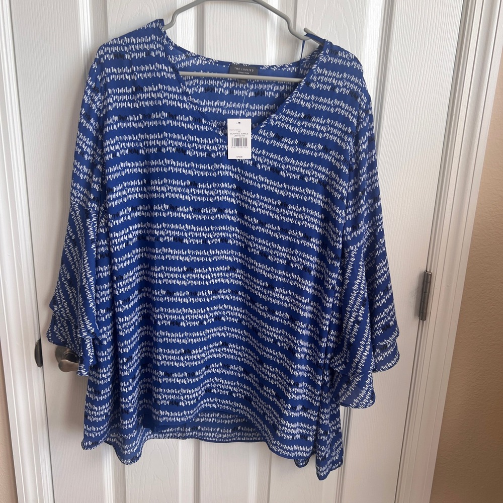 NWT The Limited Collection Blouse Bell‎ Sleeve V-Neck Blue Patterned 1X